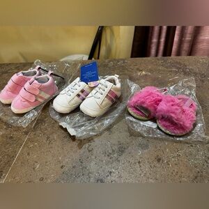 Bundle of 3 pairs shoes sandals baby girl size 6 months